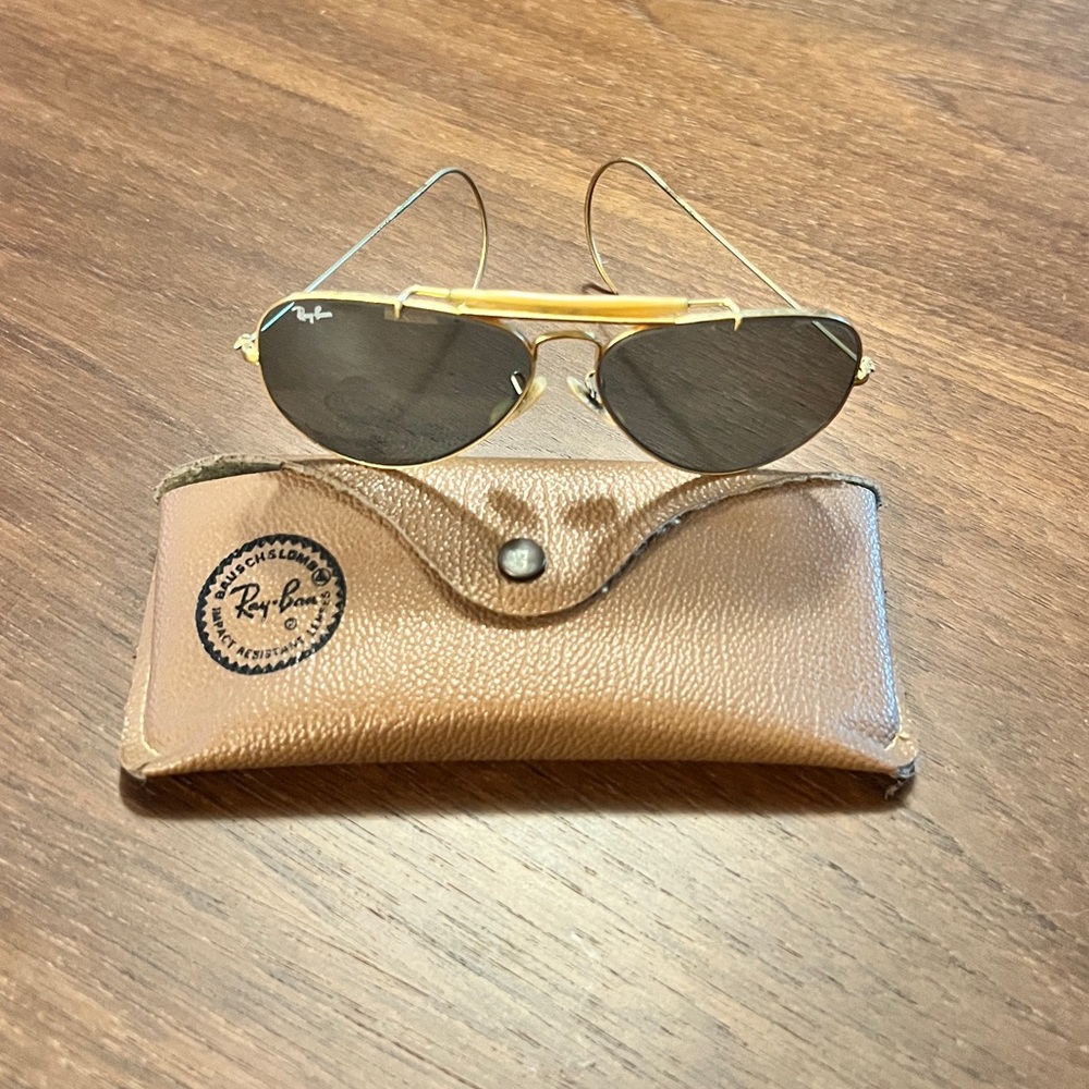 VINTAGE BEL RAY-BAN
GEP RB3 UV TRU-GREEN OUTDOORSMAN AVIATOR SUNGLASSES